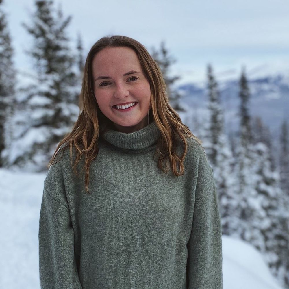 Meet your Posher, Alexandra